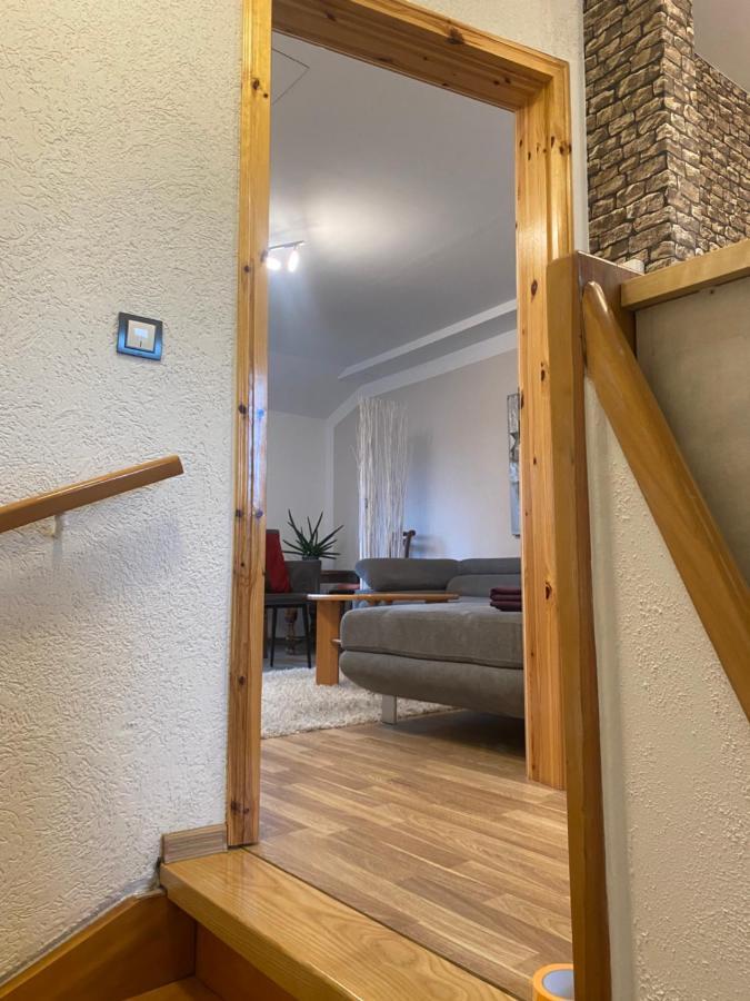 Unter Dem Dach Mit Parkplatz Lejlighed BRE Eksteriør billede